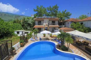 Aparthotel Enalion 2*
