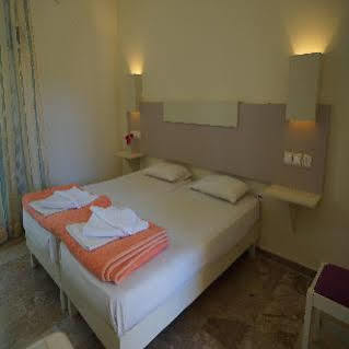 Hotel Papillon 3*