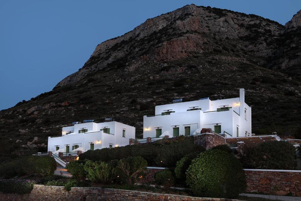 Xerolithia Guest house