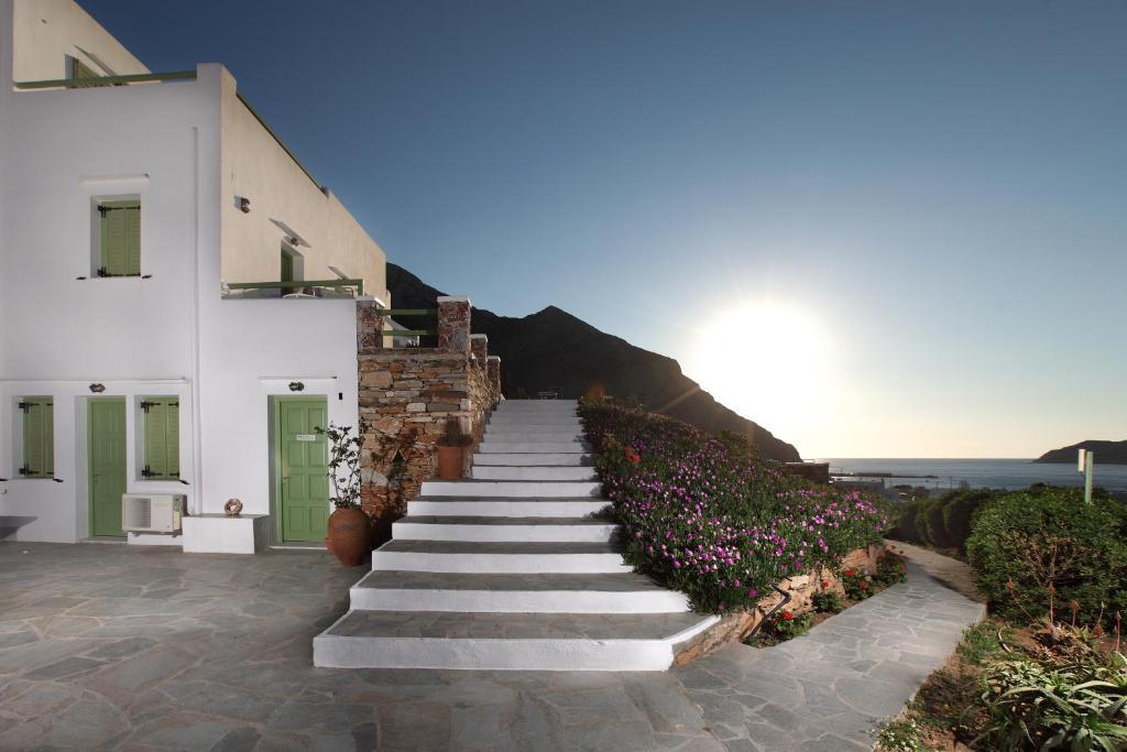 Xerolithia Kamares (Sifnos)