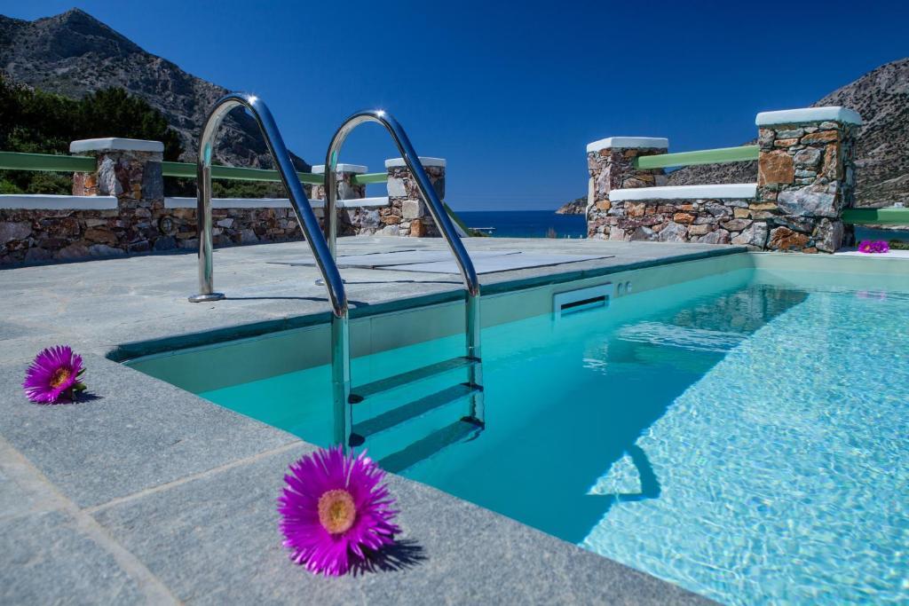 Guest house Xerolithia 2*