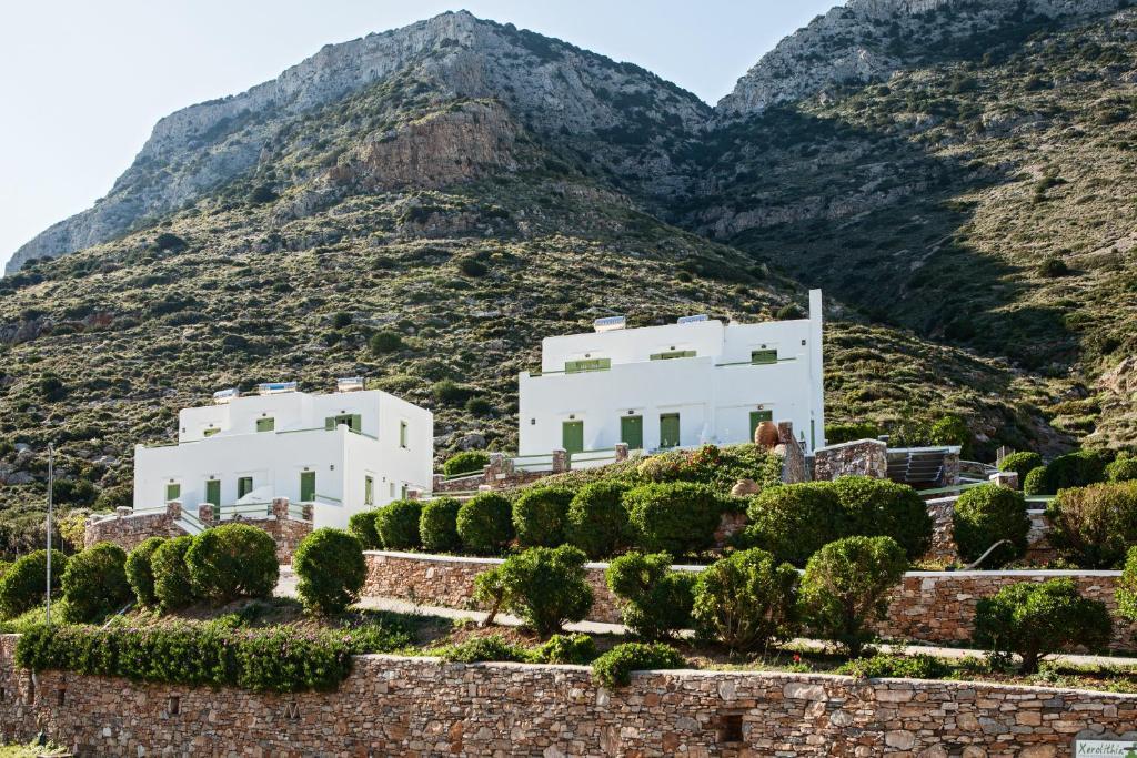Guest house Xerolithia 2*