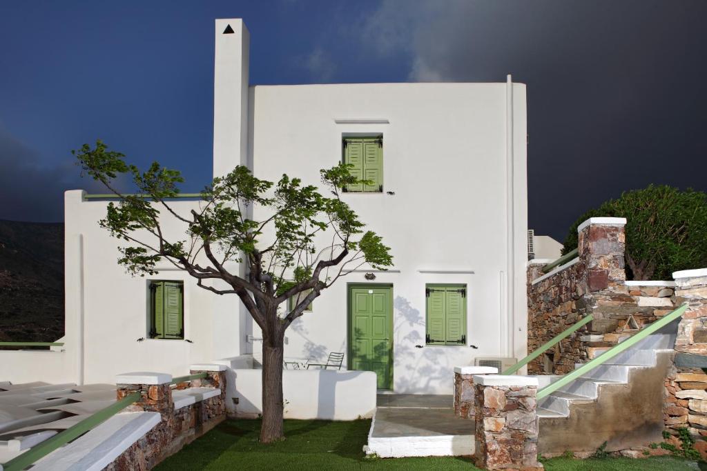 Xerolithia Kamares (Sifnos)