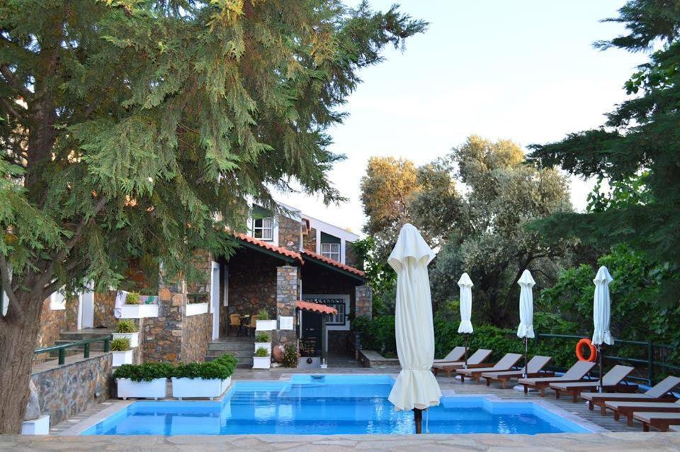 Elia Village