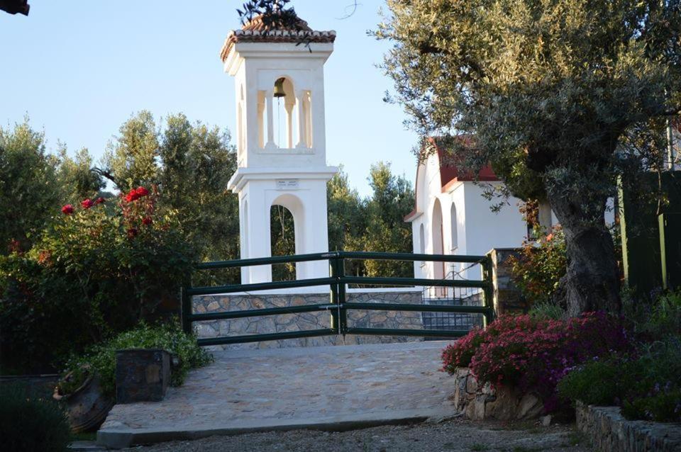 Elia Village Aparthotel 3*