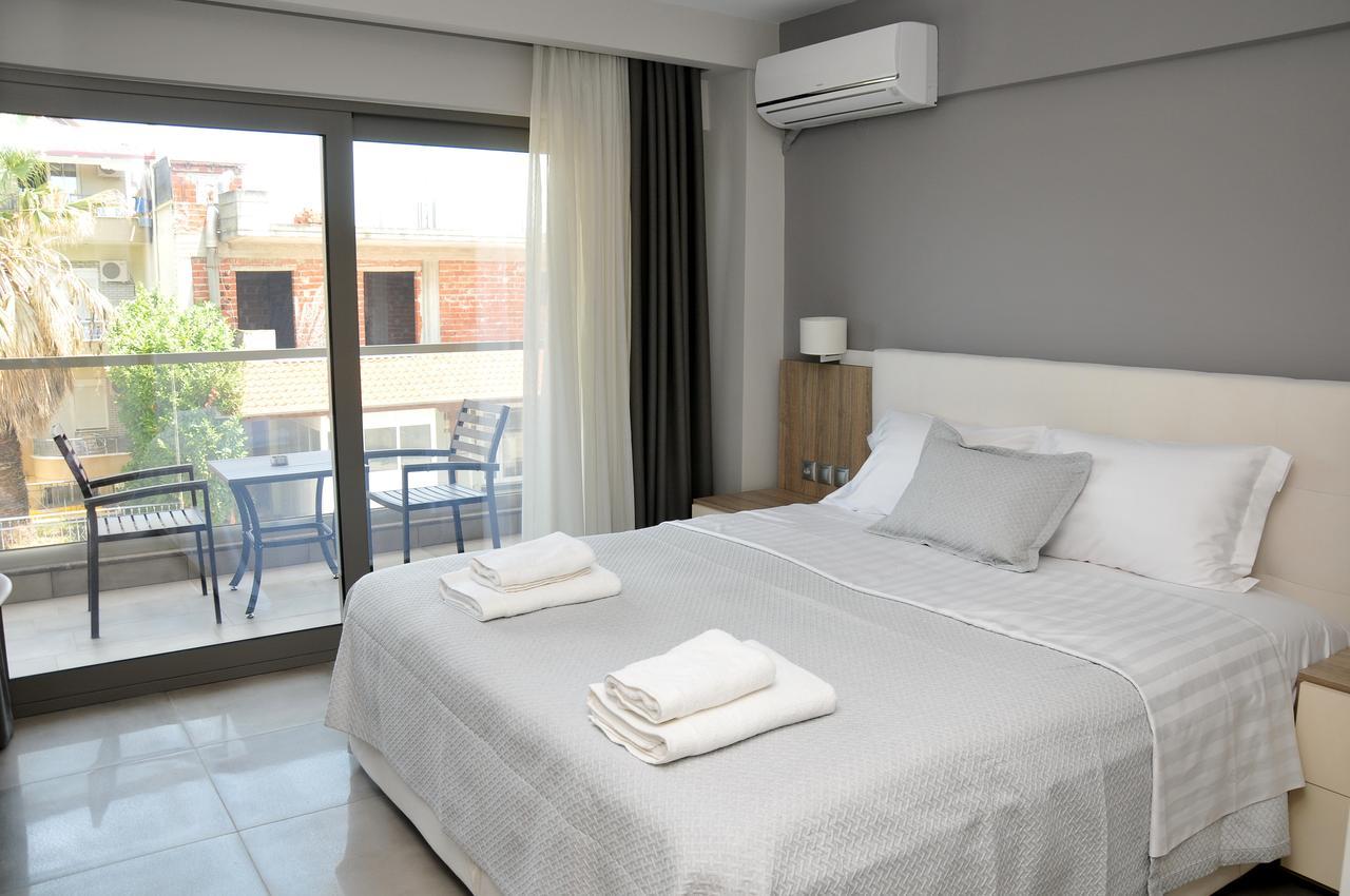Hotel Riviera Olympus Gods *