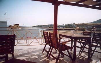 Cyclades 2* Finikas (Syros)
