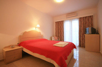 Leonardos Apartment Naousa (Paros)