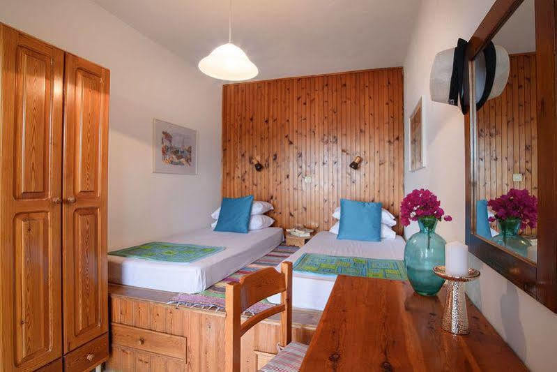 Meandros Suites