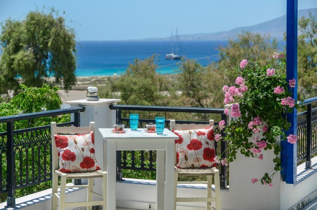 Tasia Aparthotel 3*