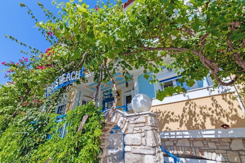 Paris 2* Ireo (Samos)