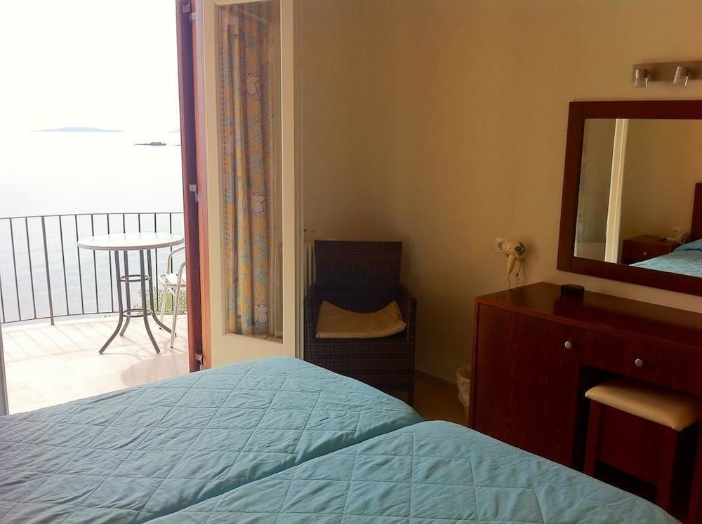 Dassia Beach Hotel 2* Dassia (Corfu)