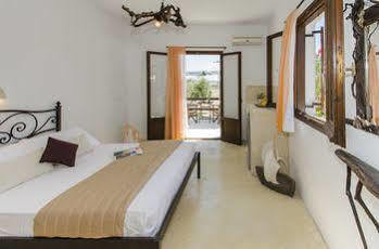 Fantasy 2* Adamantas (Milos)