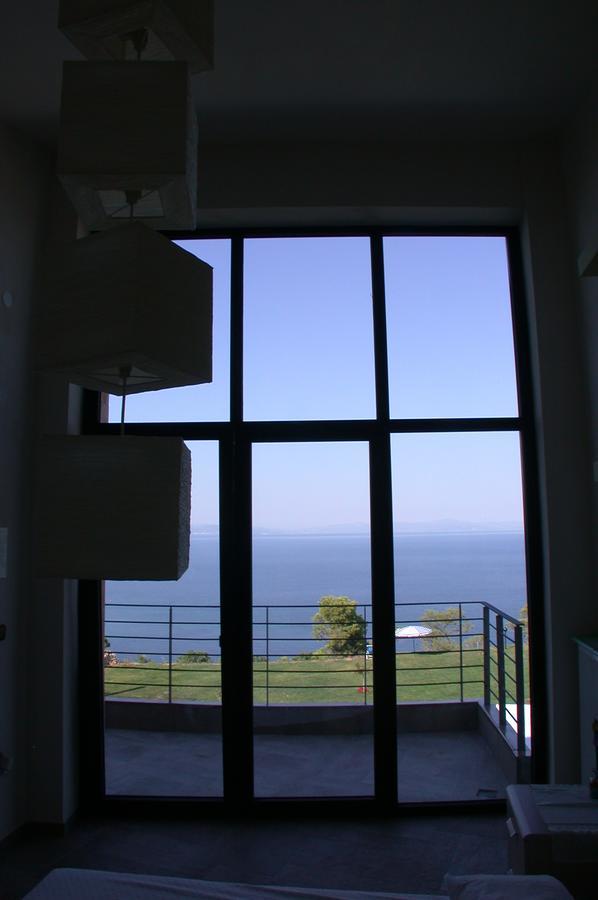 Villa Castle On The Edge Of The Sea Nea Poteidaia