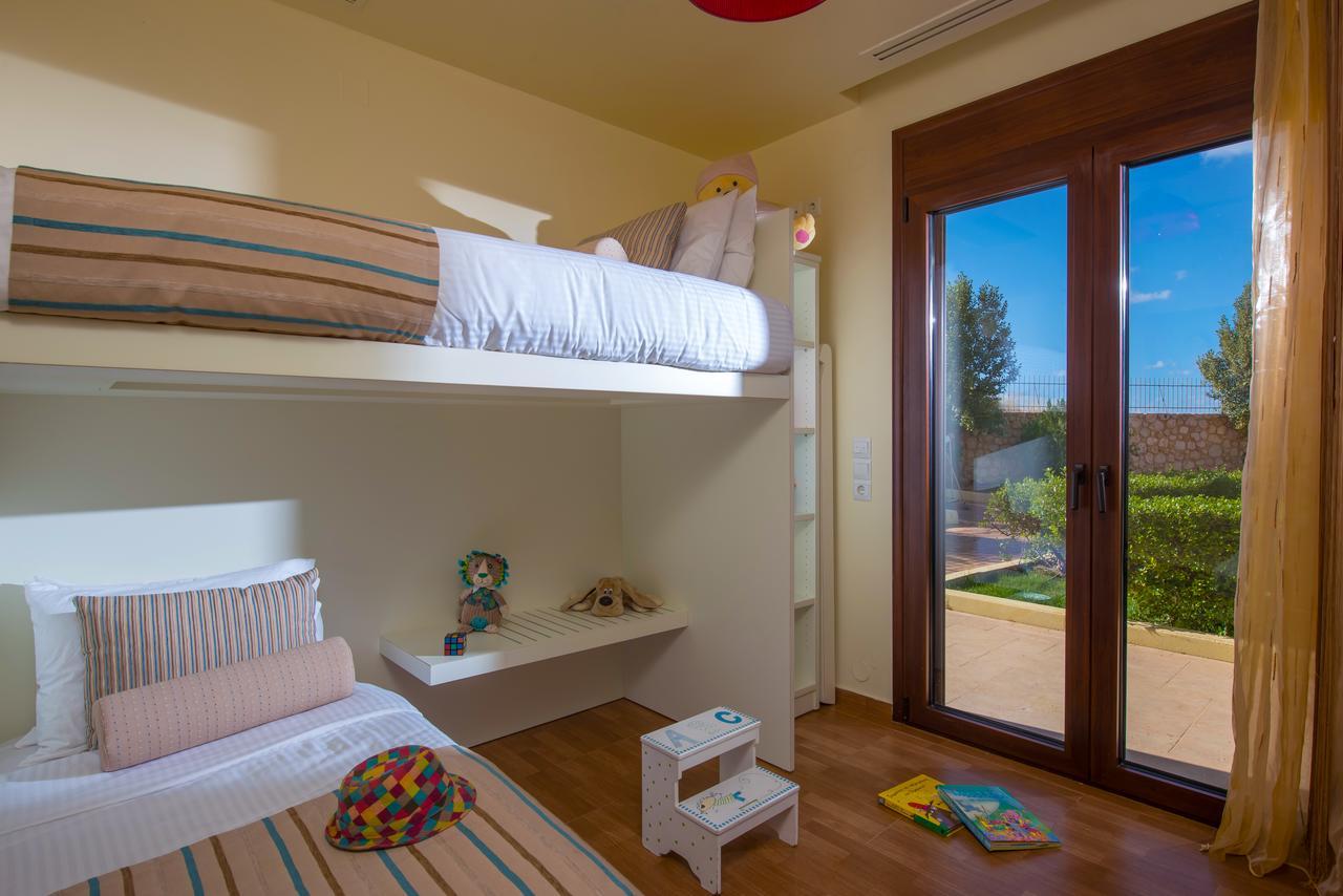 Villa Azzuro With Private Pool By Estia