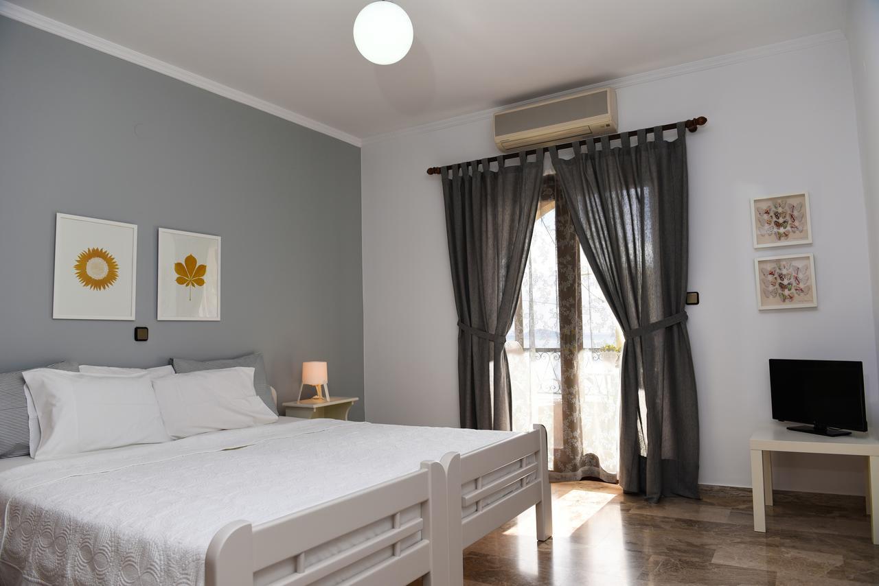 Fotopoulos Apartment