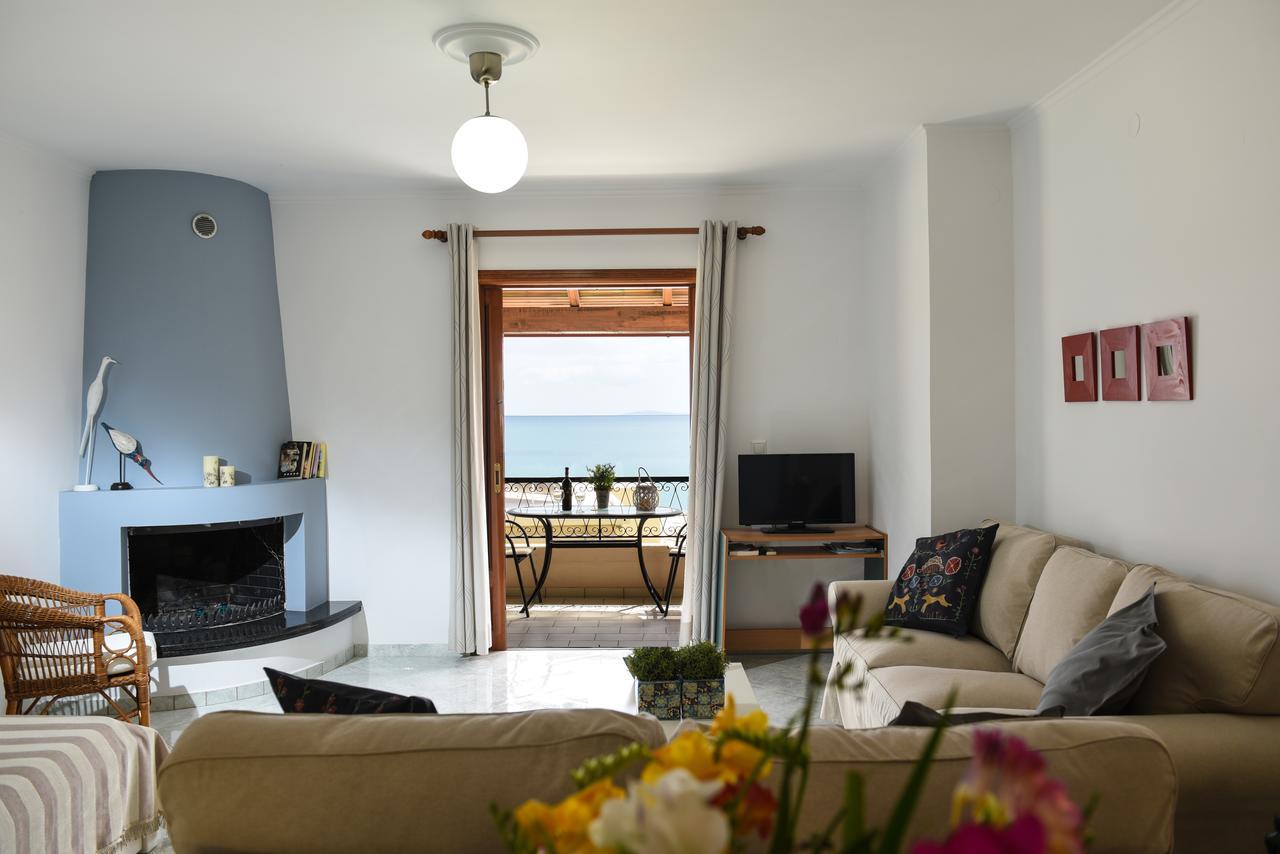 Fotopoulos Apartment