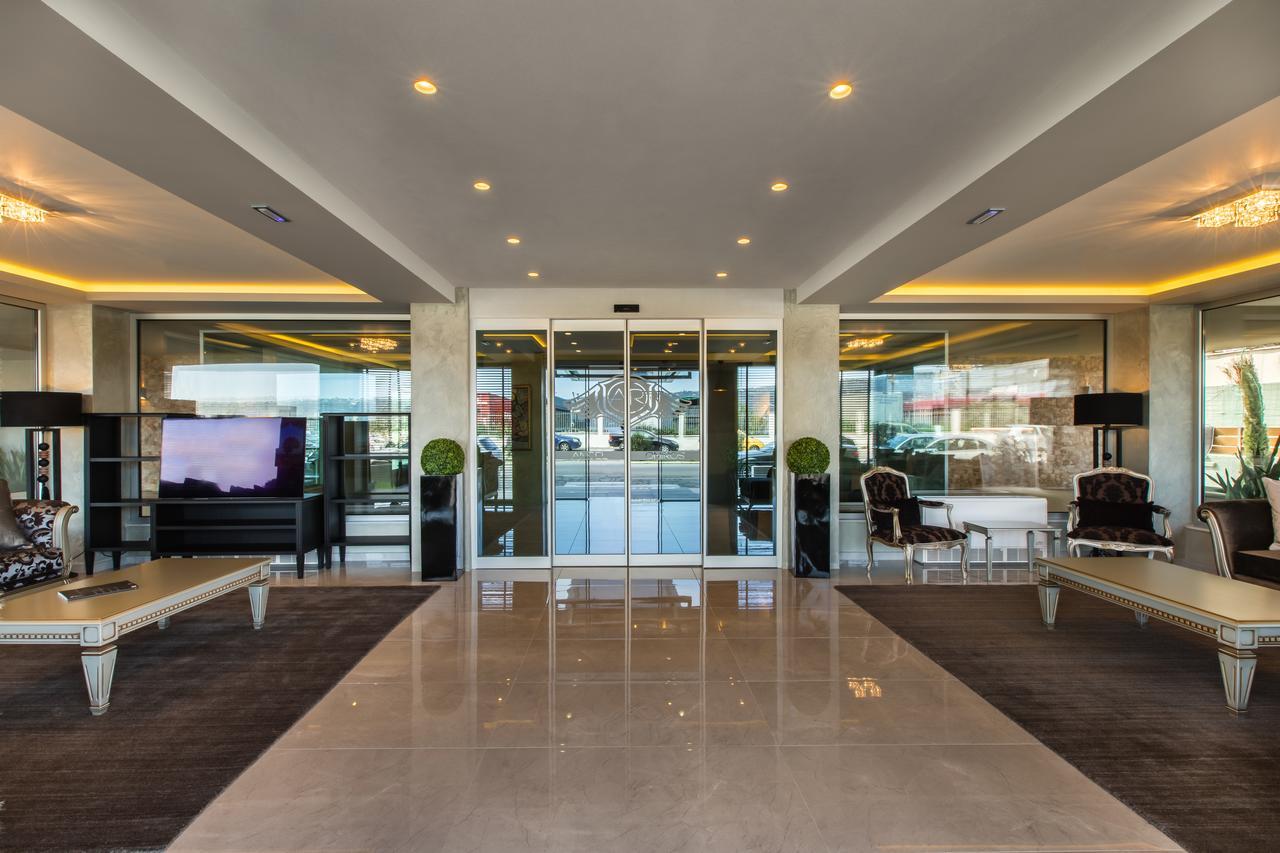Hotel Oniros Residences Souda