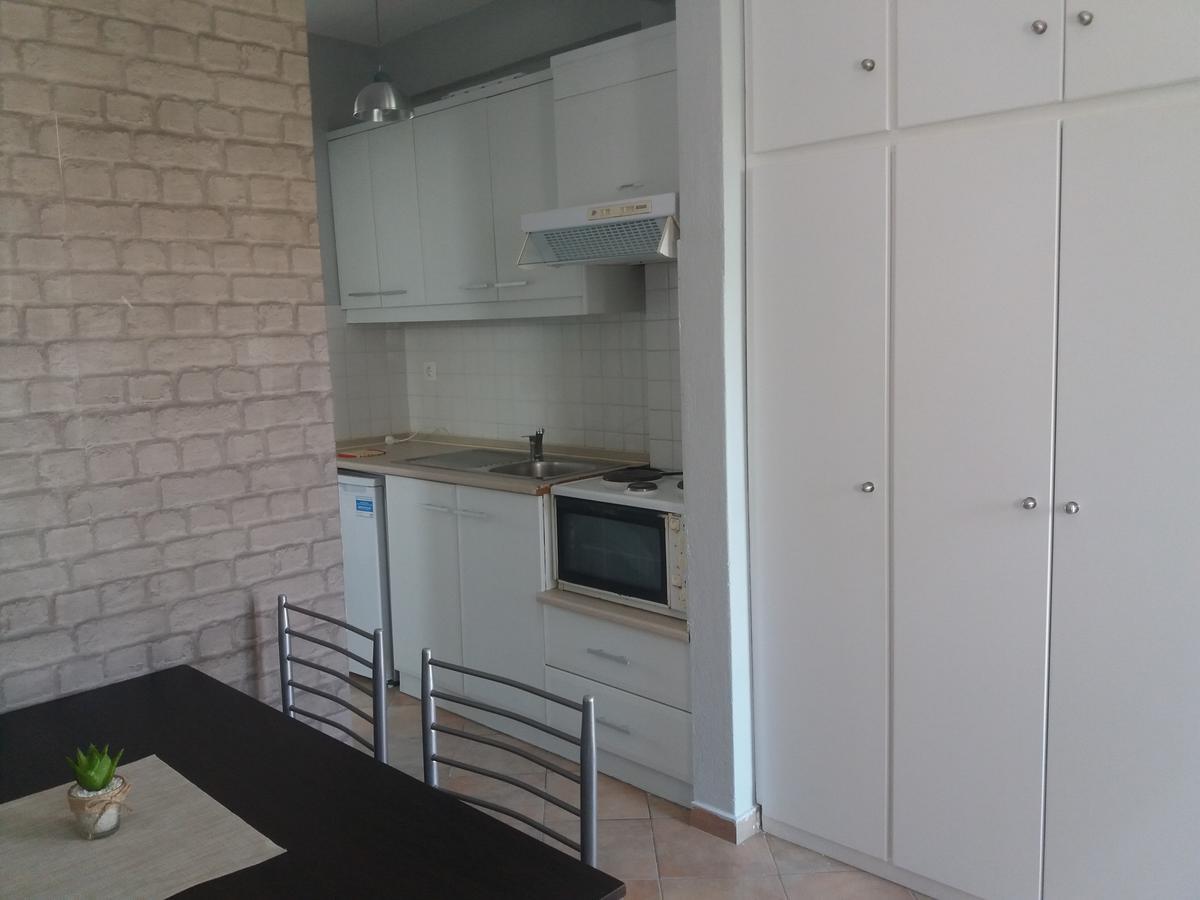 Athanasia Apartment *