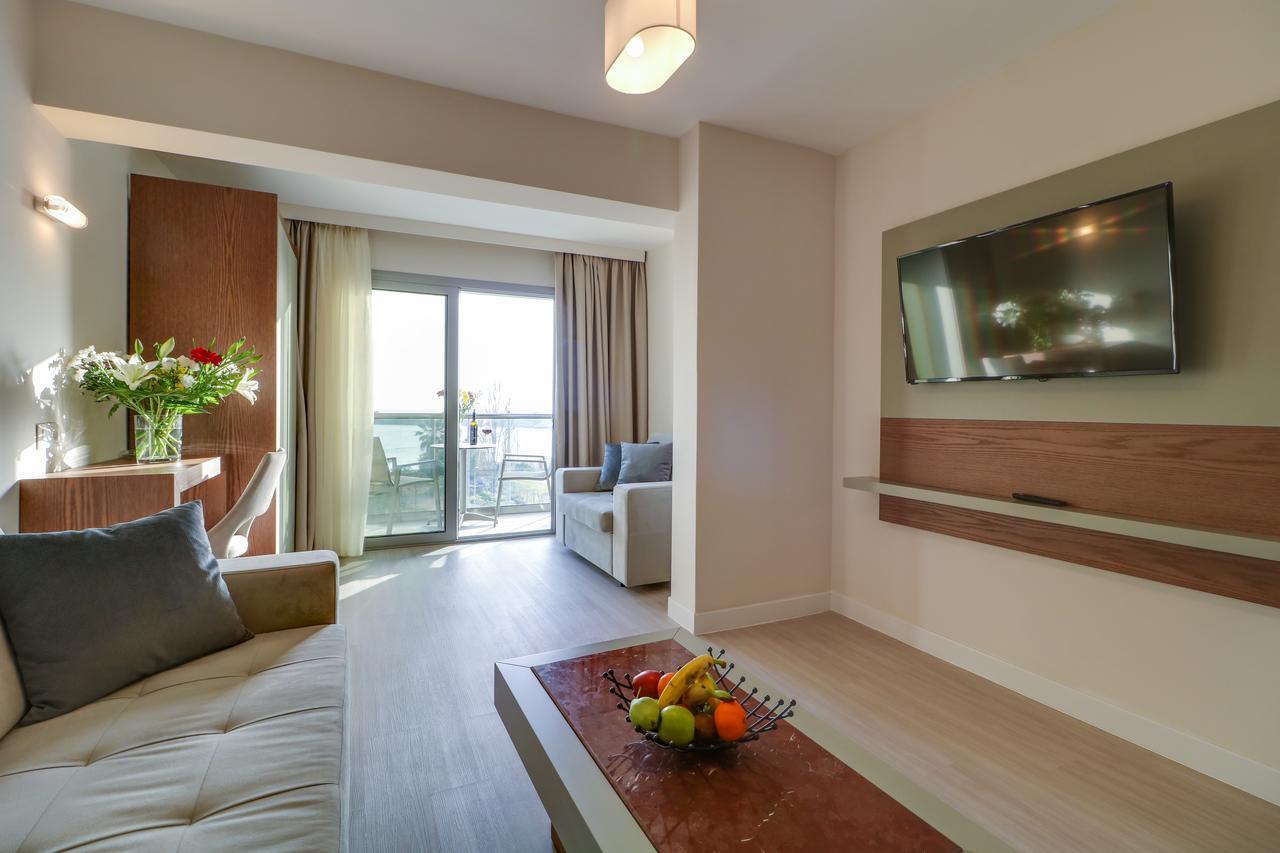 Palace Glyfada Hotel