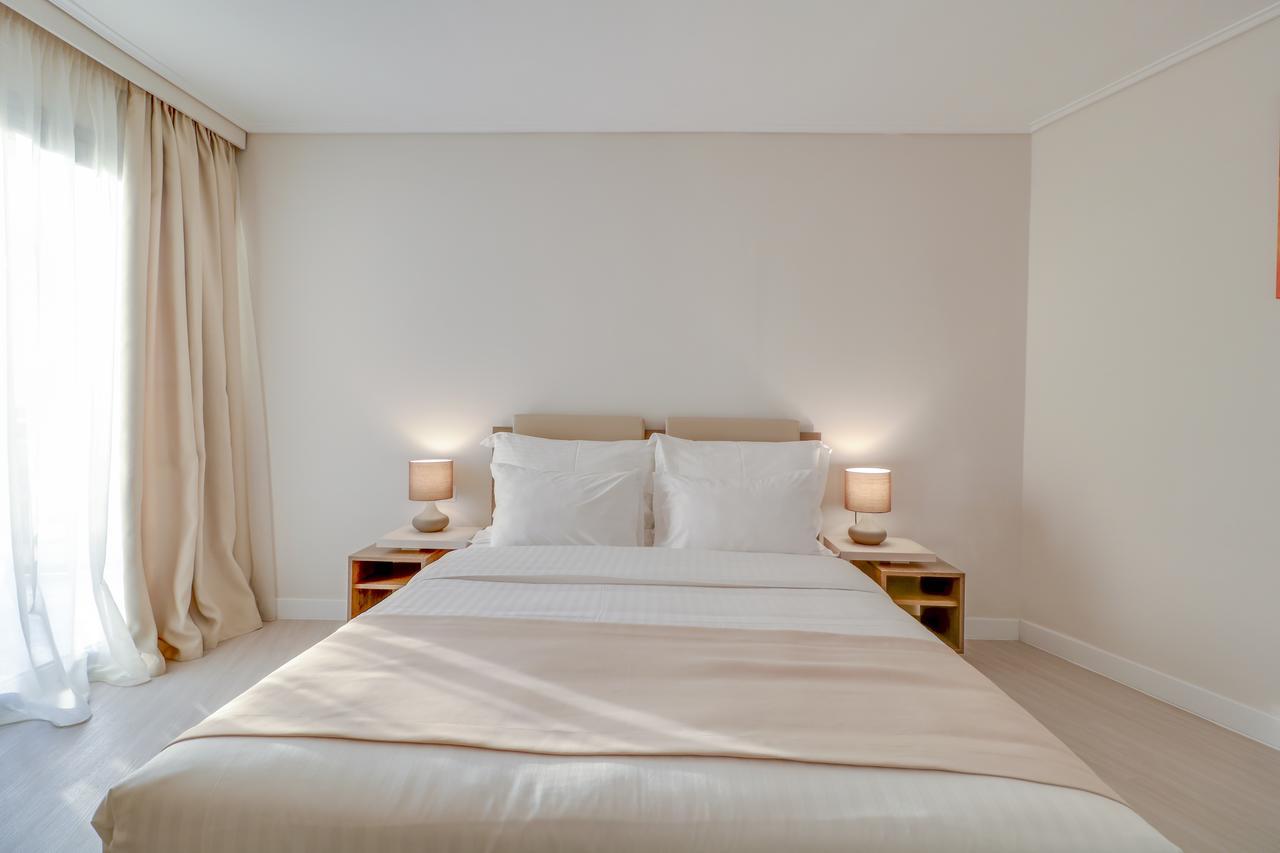 Palace Glyfada 4*