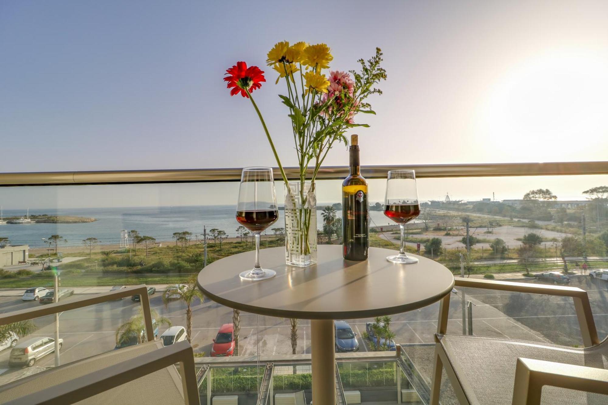 Palace Glyfada 4* Athens