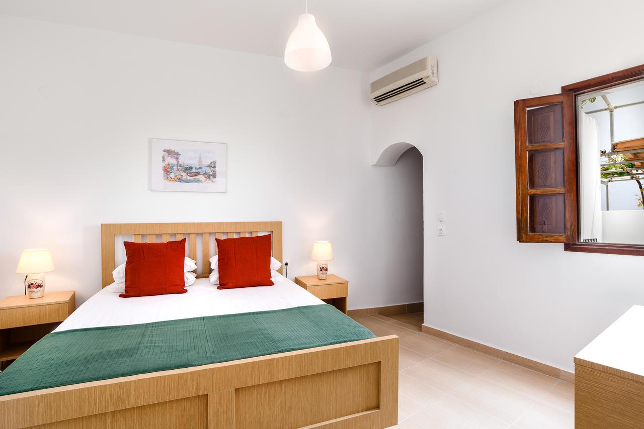 Meandros Suites