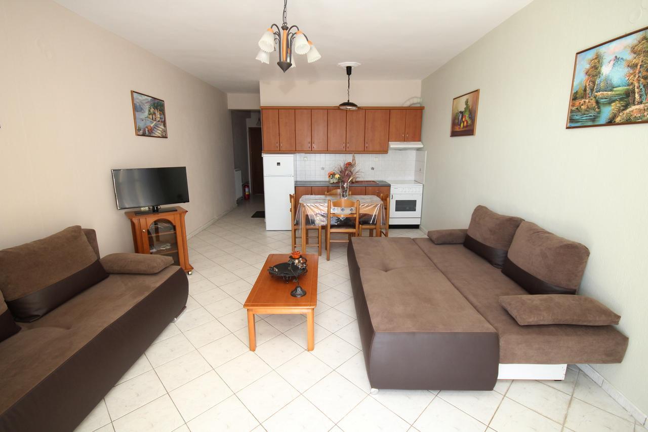 Apartment Koktsidis House Psakoudia *