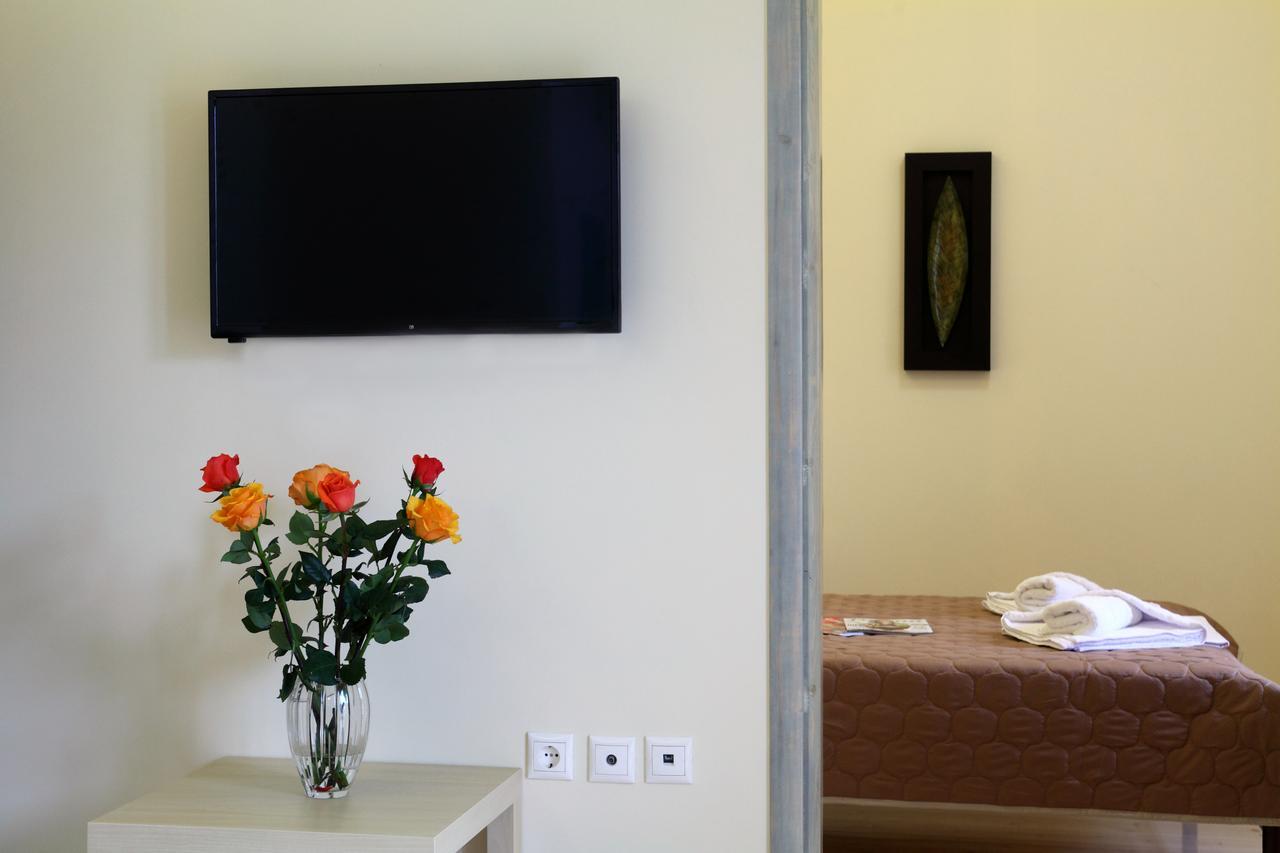Niriides Aparthotel