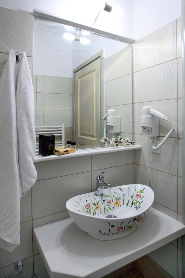 Niriides 3* Lefkada City