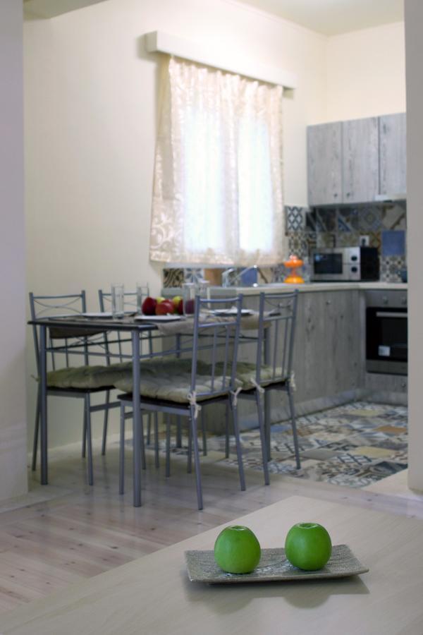 Aparthotel Niriides 3*