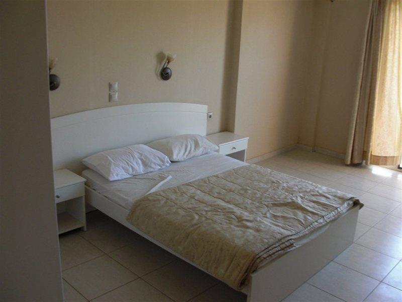 Paralos The Maxine Adults Only Agia Galini (Crete)