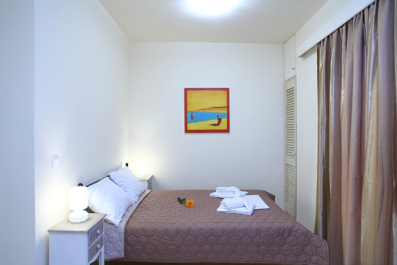 Niriides Lefkada City