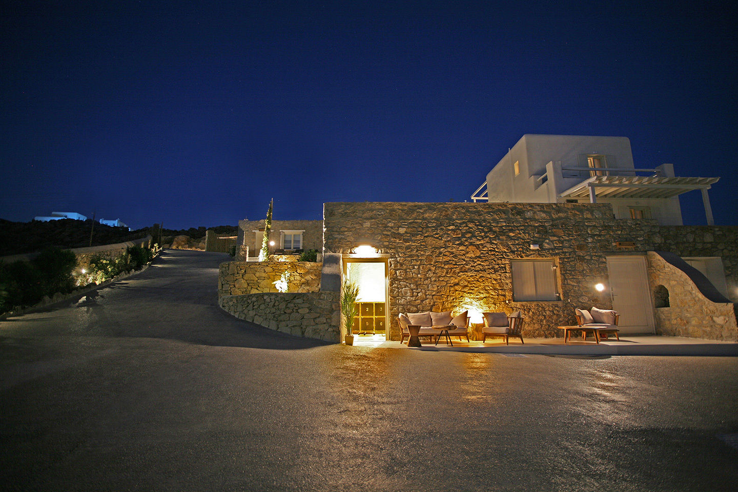 Atlantis Aparthotel 3*