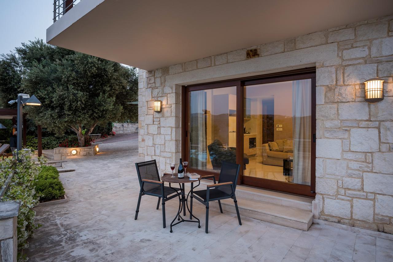 Hotel Village &