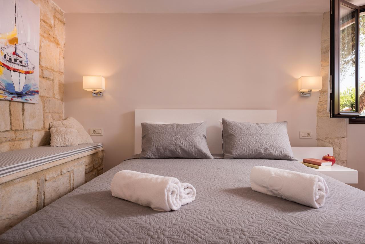 Hotel Village & Spilia (Crete)