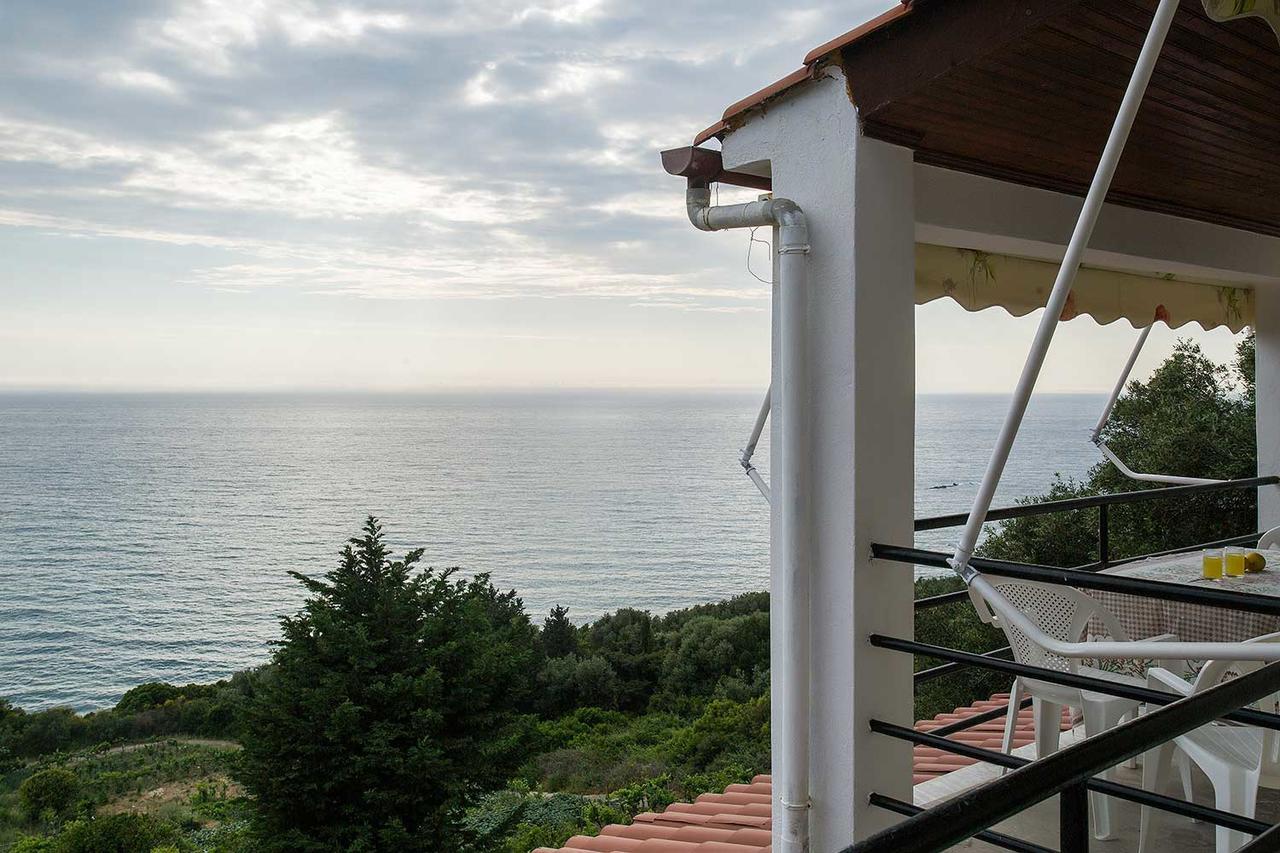 Areti Apartment *
