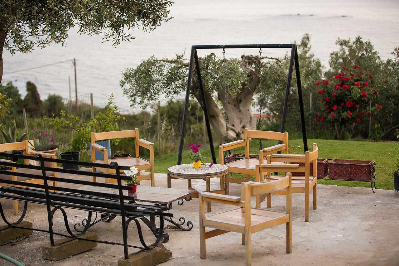 Areti * Paramonas (Corfu)