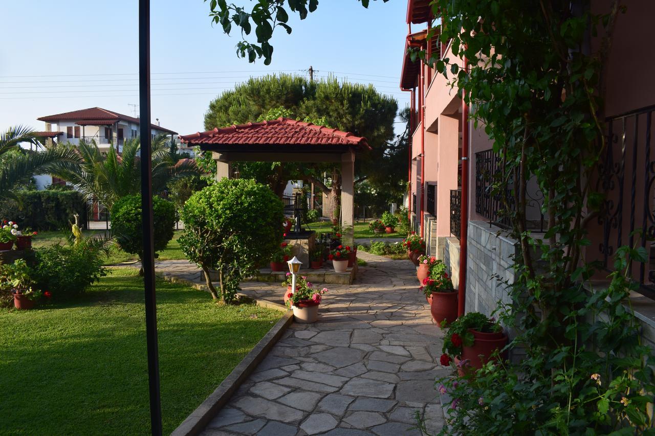 Apartment House Evristhenis 1 *