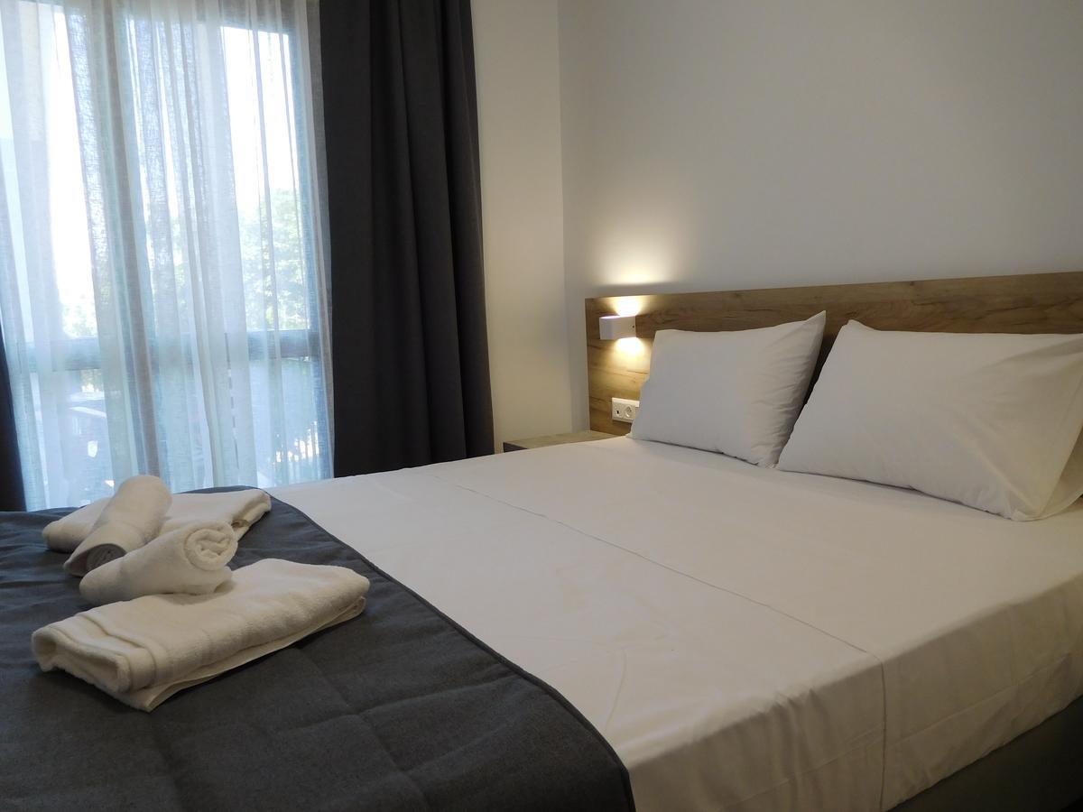 Aparthotel Vozina *