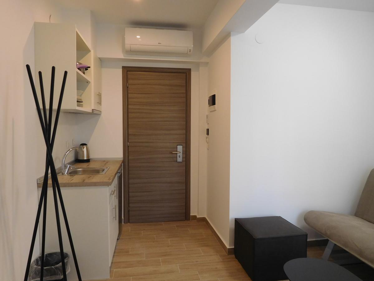 Vozina Aparthotel *