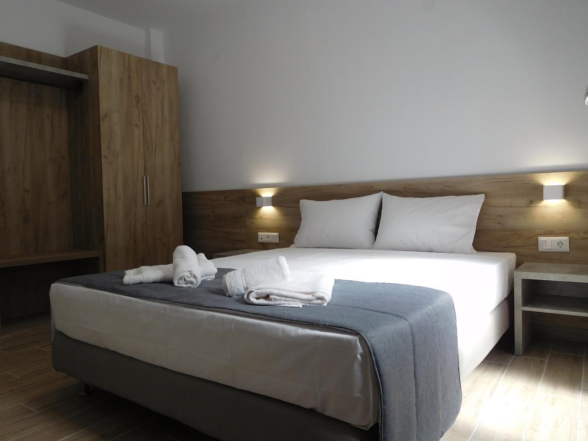 Vozina Aparthotel *