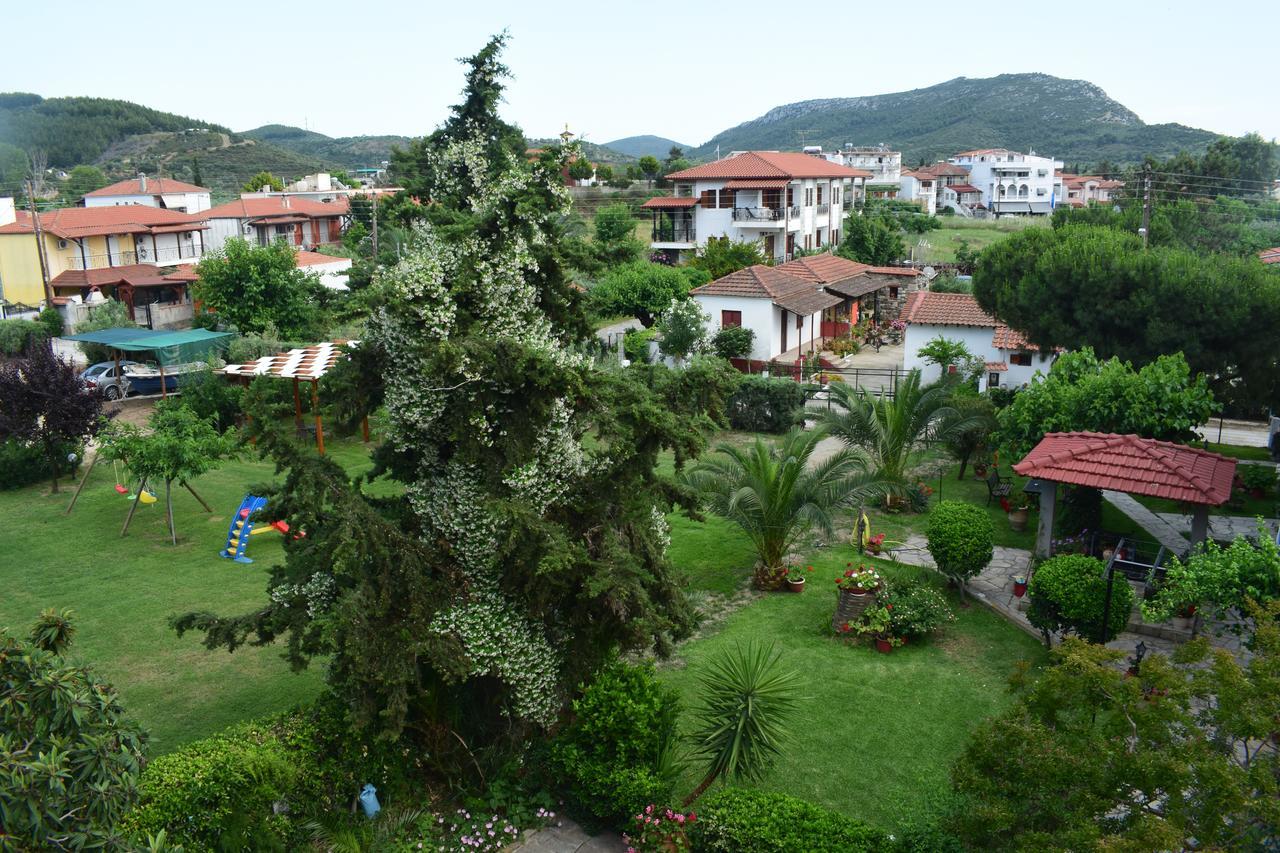 Apartment House Evristhenis 1 *
