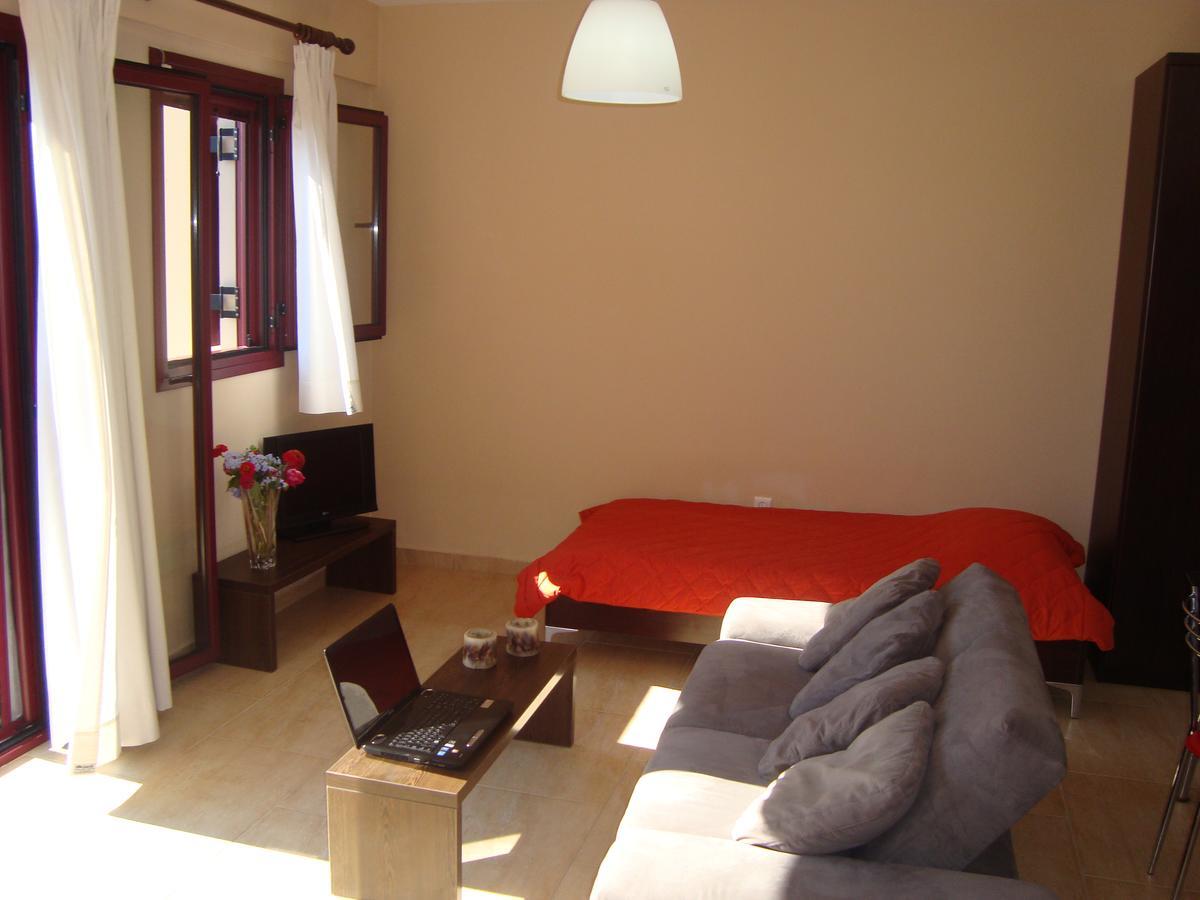 Apartment Mikros Gialos Apartments *