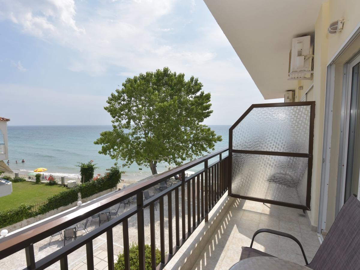 Hotel Australia Sea Front 2*