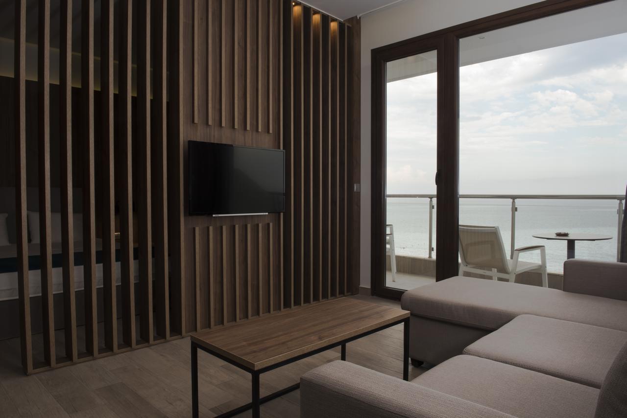 Mistral Hotel Hotel 3*