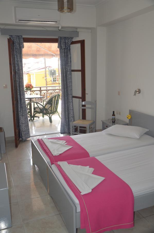 Friendly * Ireo (Samos)