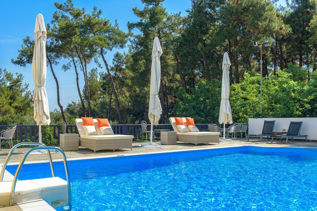 Leandros Hotel