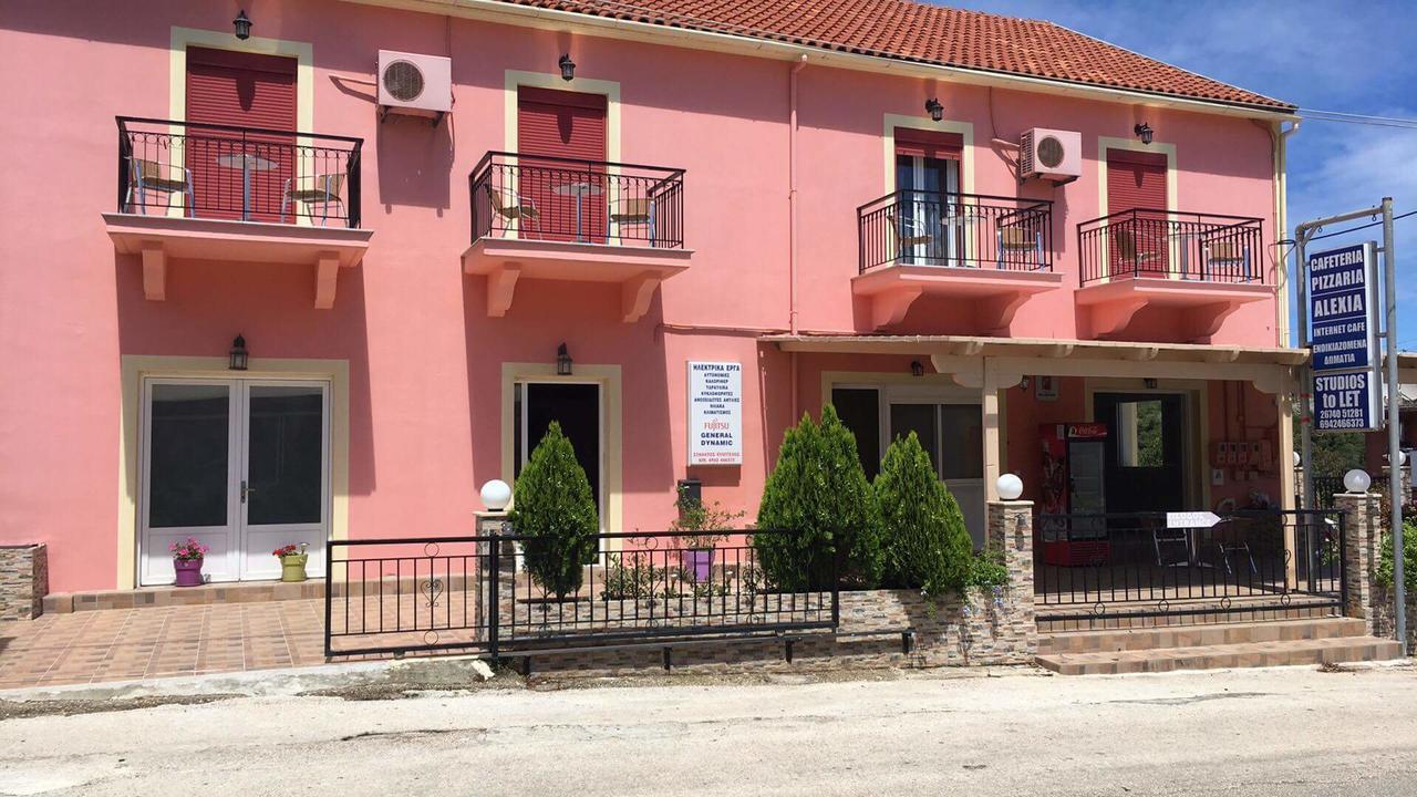 Alexia Ferentinou Apartment *