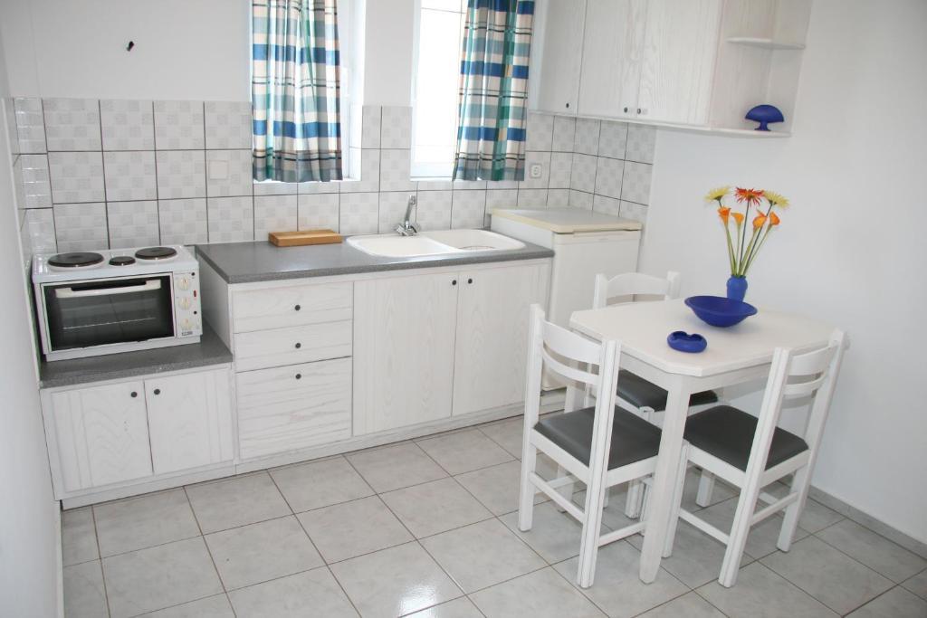 Litsa Mare Aparthotel 2*